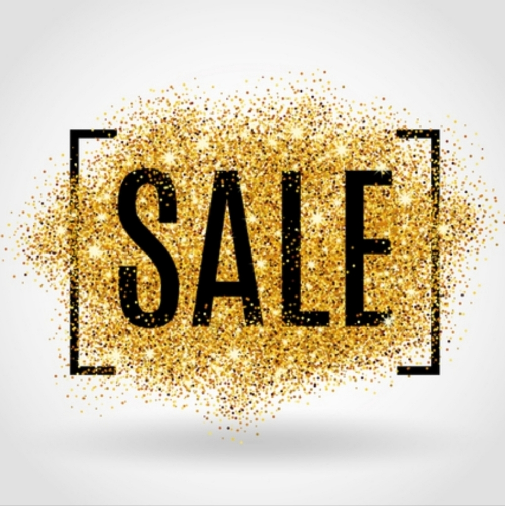 SALE! EVERYTHING MUST GO! BUNDLE AND MAKE ME AN OFFER ON ALL CLOTHING!
